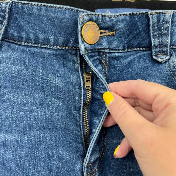 Democracy absolution plus size blue jeans pockets zip & button closure size 14 - Picture 4 of 7